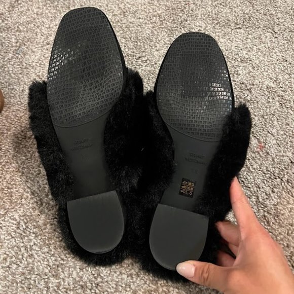 Edie Chill Faux Fur Trimmed Mule - Picture 3 of 4